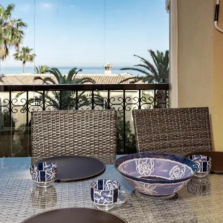 아파트 Sea View With Pool By Costarentals- Ref 219